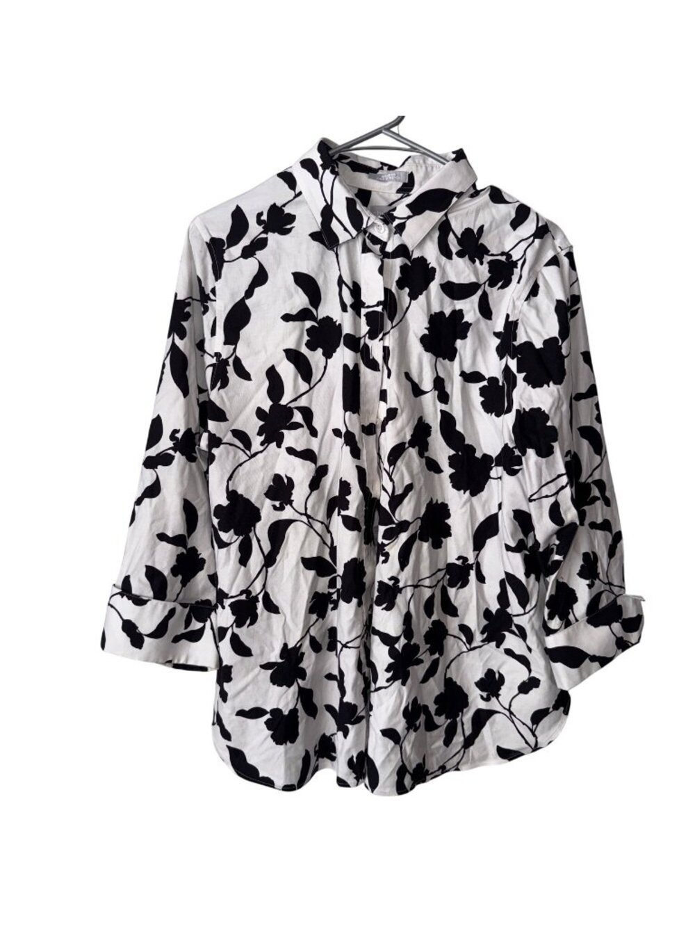 Chicos No-Iron Chic Stretch Black & White Floral 3/4 Sleeve Button-Up Size 12